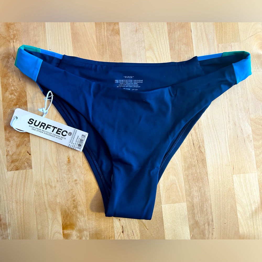 NWT!!!  Piper style in Anchor Contrast